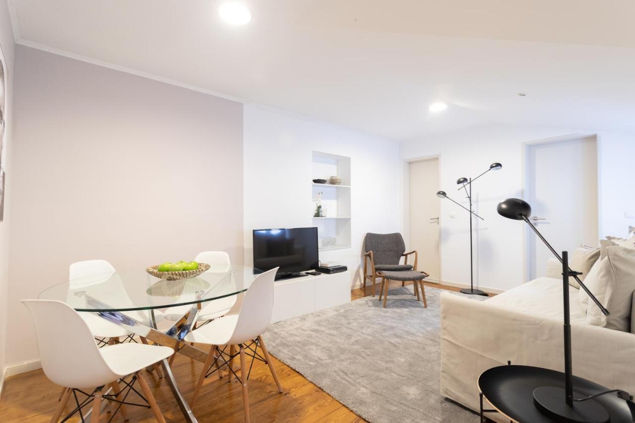 Living Bairro Alto V Apartment Lisbon Exterior photo
